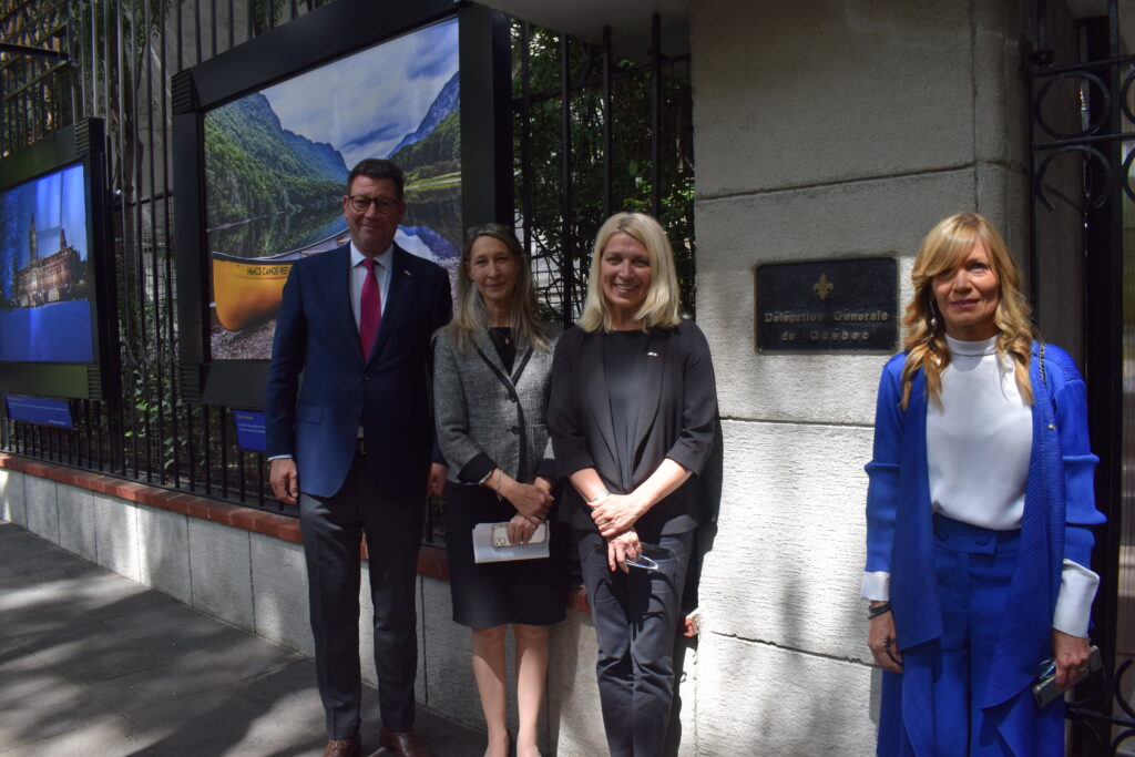 Stephanie Allard-Gomez, Delegada General de Quebec; Lucia Lecours, Ministra de Economía de Quebec; y Lourdes Berho, representante en México de Bonjeaur Quebec