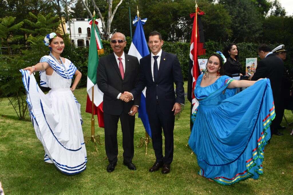 Mohamed Saadat, Embajador de la Delegación Especial de Palestina; y Juan Carlos Gutiérrez Madrigal, Embajador de Nicaragua